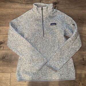 Women’s Patagonia Pullover